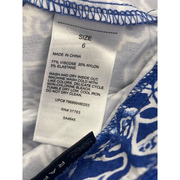 NWT Rafaella Blue White Floral 6” Stretch Bermuda Shorts Size 6 - Picture 11 of 11